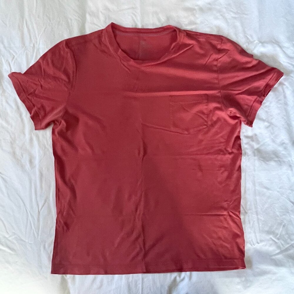 Mack Weldon Pima Crew Neck w/ Pocket - LARGE - Salmon